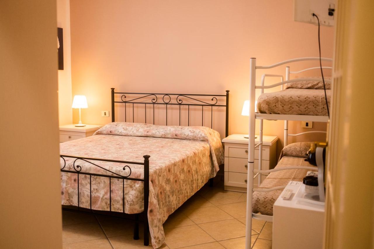 A Casa Di Cecy Bed and Breakfast Agropoli Exteriör bild